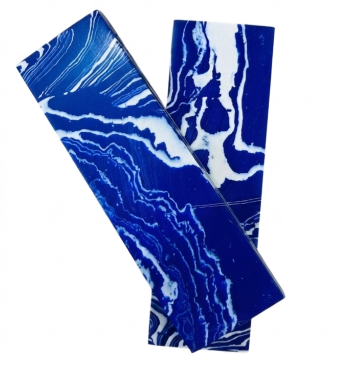 Recone Stone Blue Ice sky Scales