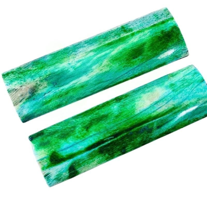 Sea Green With white Shades Giraffe Bone Look Radius Bone Scale
