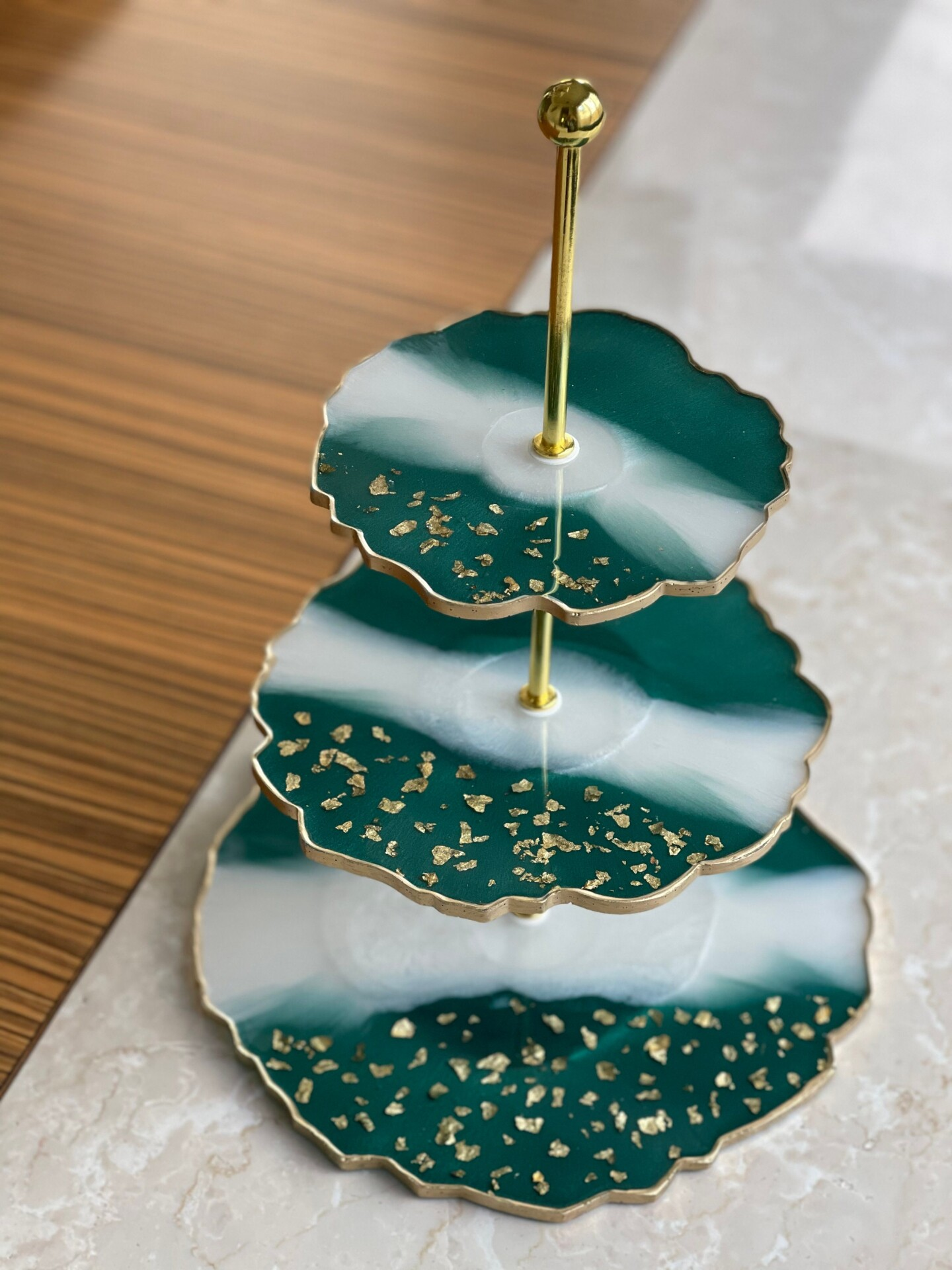 Resin Cake Stand